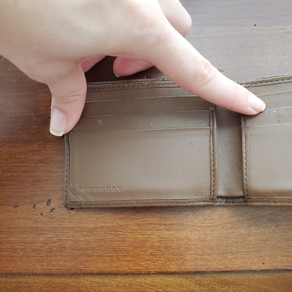 Burberry Men's Bifold Tan Check Wallet - Picture 3 of 7